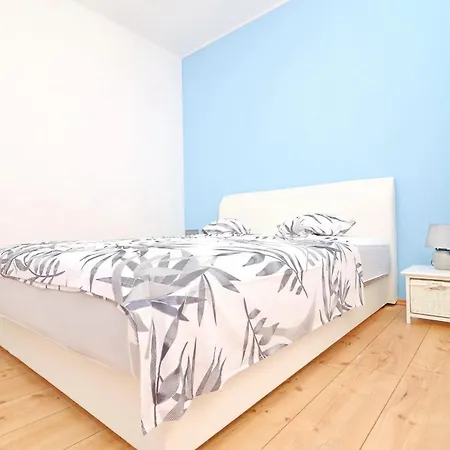 Marjana - Two Bedroom With Terrace And Partial Sea... Prizba