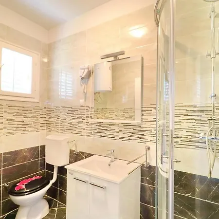 Marjana - Two Bedroom With Terrace And Partial Sea...