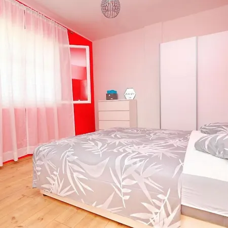Marjana - Two Bedroom With Terrace And Partial Sea... * Prizba