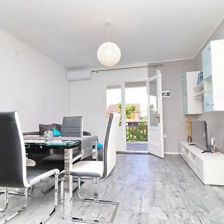 Marjana - Two Bedroom With Terrace And Partial Sea...