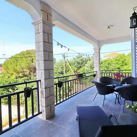 Marjana - Two Bedroom With Terrace And Partial Sea... Apartmán Prizba